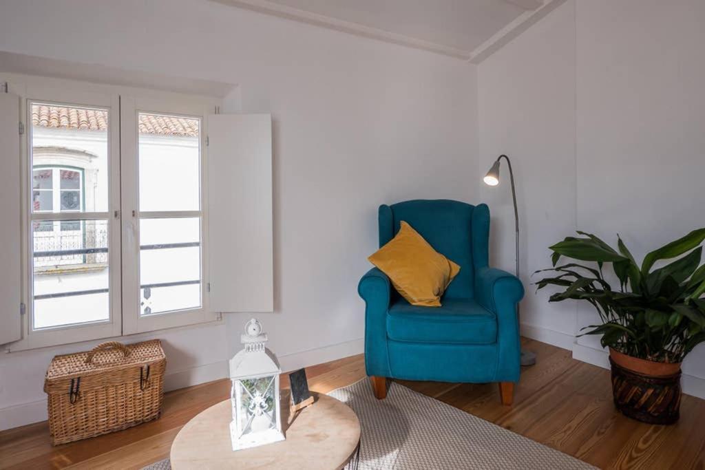 Home In One Of Evora'S Most Historical Squares エクステリア 写真