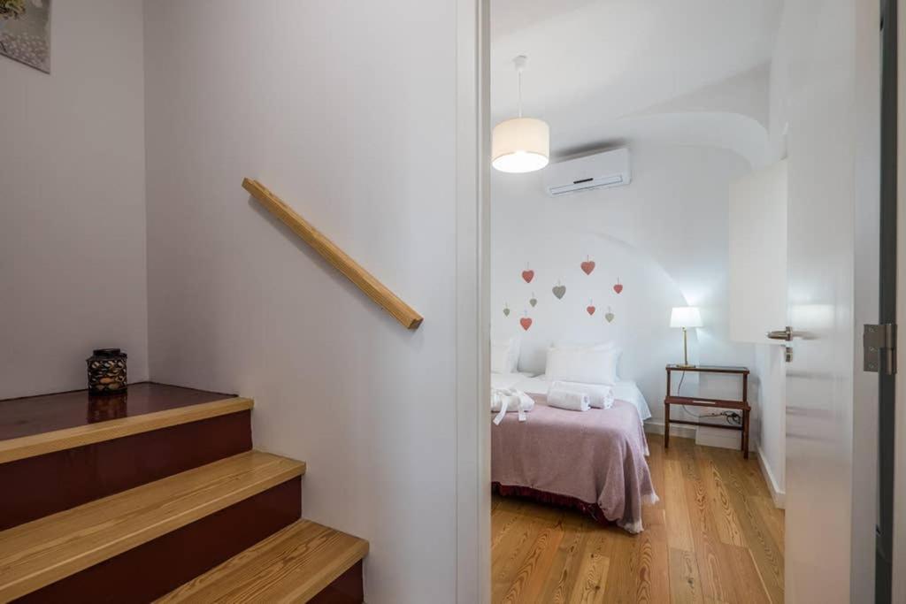 Home In One Of Evora'S Most Historical Squares エクステリア 写真